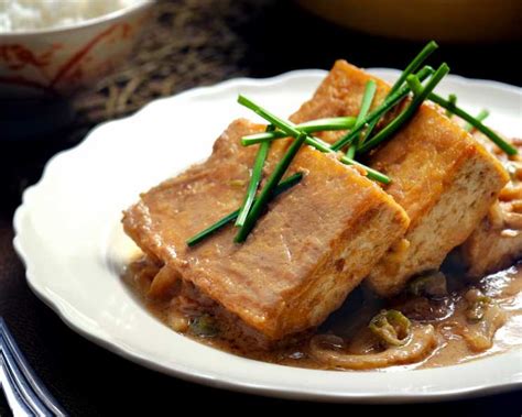 Braised Tofu in Spicy Peanut Sauce Recipe - Food.com