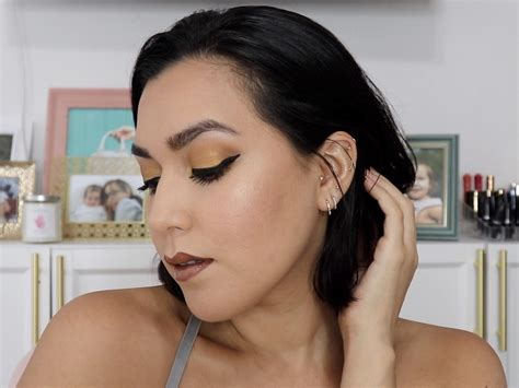 Urban Decay Naked Honey Domesticated Me