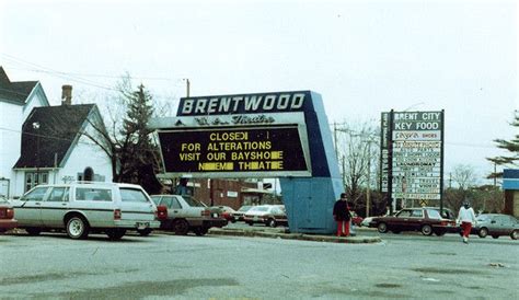Brentwood Theater Sign Brentwood Long Island Ny Theatre Sign