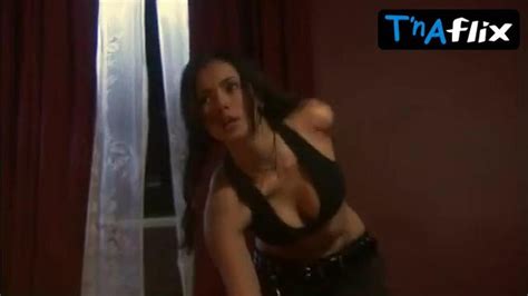 Nina Dobrev Sexy Scene In Never Cry Werewolf Porn Videos