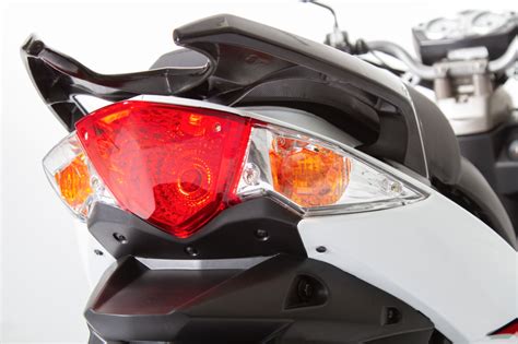 KYMCO AGILITY RS NAKED Pueyrredón Motos