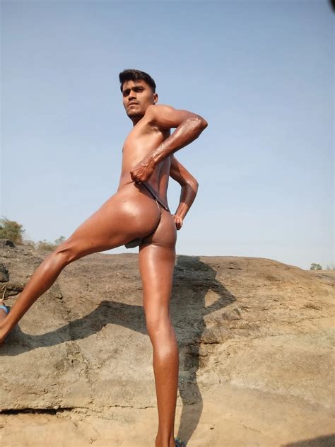 Full Body Oil Up Naked In Outdoor Pics Xhamster