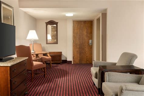 Ramada By Wyndham Pigeon Forge North Pigeon Forge Tn Hotels