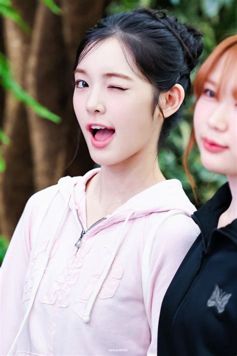 250811 Yuha at HND Airport | kpopping