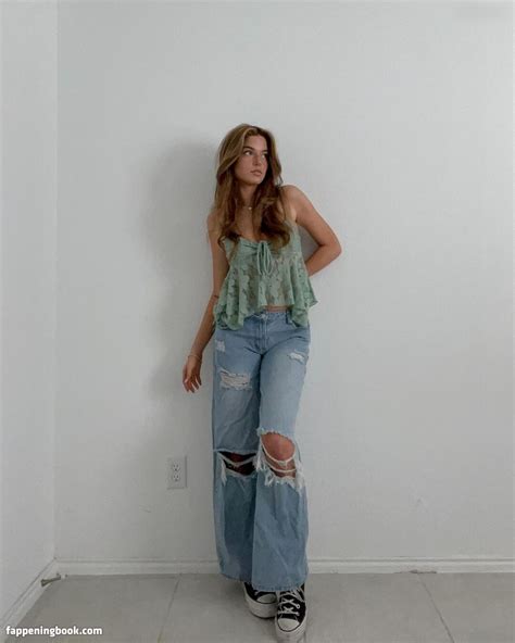 Hannah Stein Nude OnlyFans Leaks Fappening FappeningBook