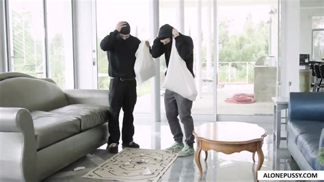 Lolly Dames Robber Gets Free Milf Pussy