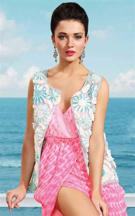 Best Girls Nude Latest Amy Jackson Hot Photoshoot Pictures