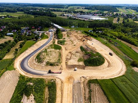 Trwa budowa obwodnicy Nałęczowa Sprawdź jak wygląda postęp prac