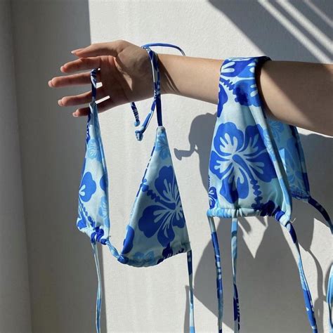 Blue Aloha Hibiscus Bikini Set Top Size S Bottom Depop
