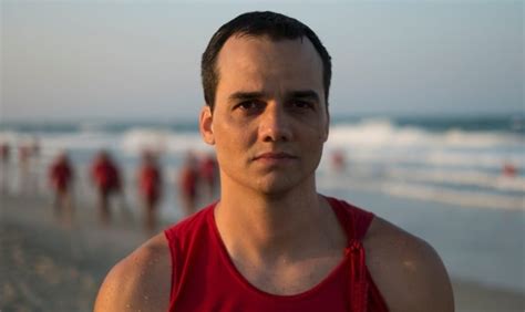 Alertas Sobre Cenas De Sexo Gay Acompanham Ingressos Do Filme Praia Do Futuro Guiame