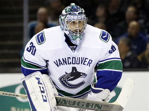 Canucks Ryan Miller Pulled After Allowing 5 Goals To Wild