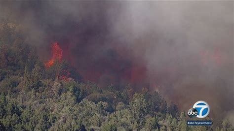 Evacuations Issued As Big Bear Wildfire Grows To 1 200 Acres Abc7 Los Angeles