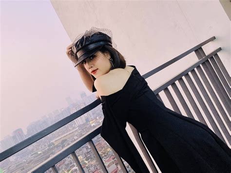 Tình tin đồn mới của Quang Hải So với hot girl 1m52 thì cũng một chín một mười đấy