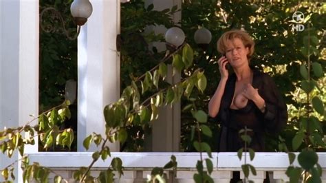 Nude Video Celebs Suzanne Von Borsody Nude Liebe Und Weitere Katastrophen S E