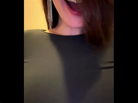 La Matrigna Mostra Grandi Tette Lattiginose Con Capezzoli Enormi Xvideos