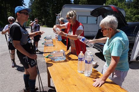 Photos Gérardmer ravitaillement dossards encadrement près de