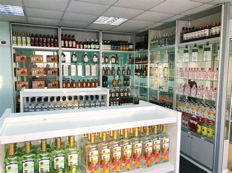 В аэропорту Херсон открылся магазин duty free (фото) — Центр ...