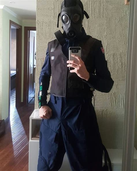 Thatcher cosplay