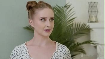 Step Mom And Super Hot MILF Pristine Edge Hooking Up With Step Daughter And Friend Pussy