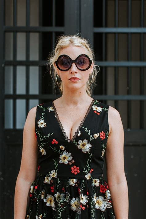 Alice And Olivia Dresses Alice Olivia Floral Dress Bluegraygal