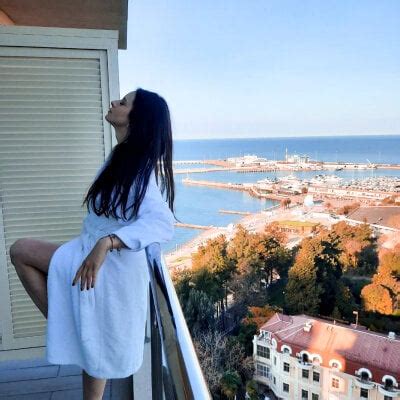 Black Babe Cam Model Free Live Sex Show Chat Stripchat