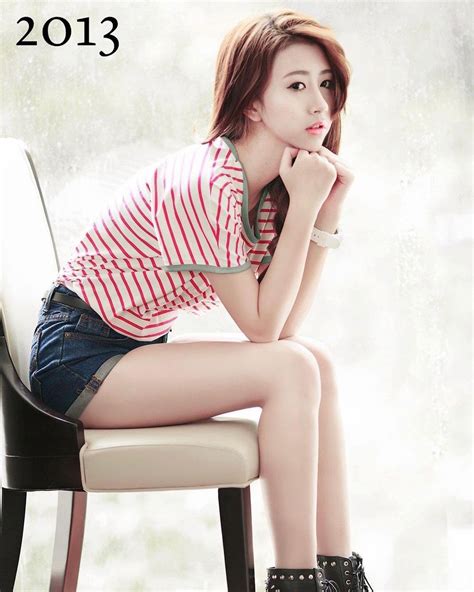 Mặc bikini ngồi trên mái nhà phơi nắng Quỳnh Anh Shyn bị netizen chê Saostar vn