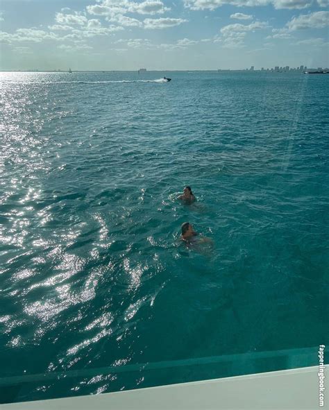 Ilyana Webb Ily Illus Illus Webb Nude OnlyFans Leaks Fappening FappeningBook