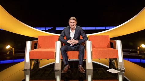 Erik Van Looy Maakt Eerste Deelnemer De Slimste Mens Ter Wereld