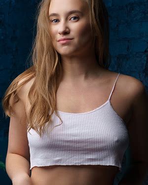 Hot Girls And Naked Babes At HottyStop Page Of