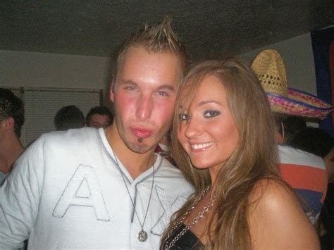 Hcwdb Of The Week Thornton Mellon Stewie Head Hot Chicks With Douchebags