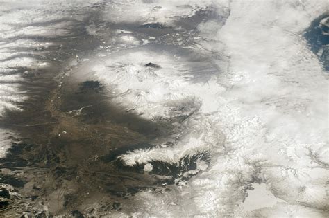 Вулканы Камчатки: Ключевская сопка, Безымянный и Ушковской