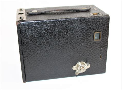 Antique 1903 Eastman Kodak No 2 Brownie Wood Box Camera Model C