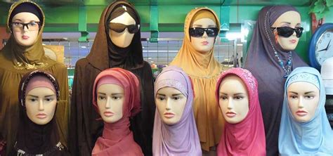 Which Hijab Style Suits Your Face Scarf Styles