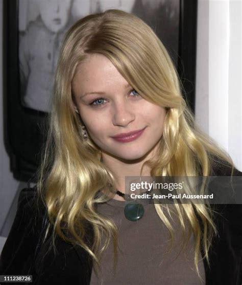 4,494 Emilie Deravin Photos & High Res Pictures - Getty Images