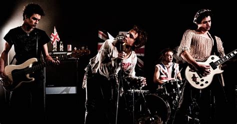 ชมทเซอรแรก Pistol ซรสเรองราววง Sex Pistols ทจะลงใหชมทาง Disney เสพยสากล