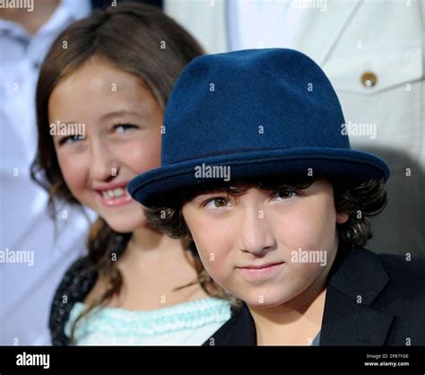 Frankie Jonas Right Younger Brother Of The Jonas Brothers And Noah