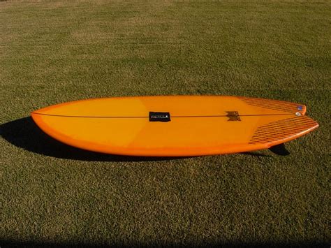 波情報 湘南 FX 4 FISH お客様乗り出しのインプレ サーフボードクオリティーハードコア Quality Hardcore Distributions