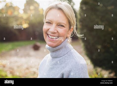 Mature Smiling Woman Beauty Hi Res Stock Photography And Images Alamy
