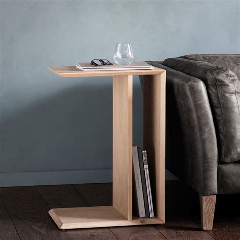 Столик для ноутбука к дивану 80 фото