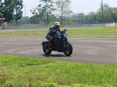 Mengenal Lebih Dekat Si Naked Sport Alrendo Electric Motorcycle Di