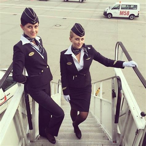 Pin on Flugbegleiter