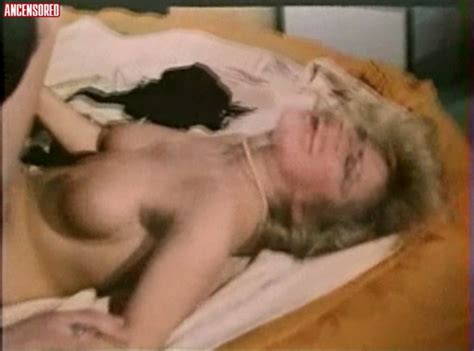 Naked Diane Suresne In D Butantes Nymphomanes Pour Messieurs Solitaires