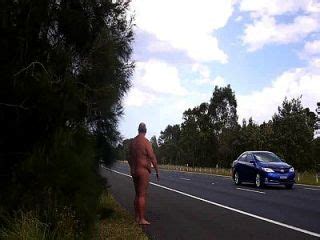 Naked Freeway Flash 18 Cars Hotntubes