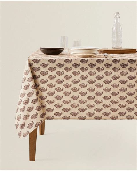 Paisley Floral Design Tablecloth - Héas