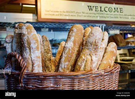 Hyde Park Chicago Restaurant Hi Res Stock Photography And Images Alamy