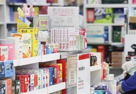 1. Tylenol ( acetaminophen )