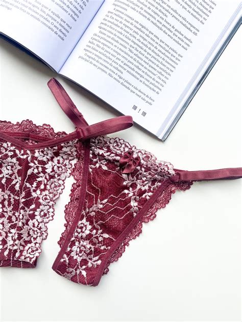 Calcinha De Regulagem Marsala Branco Conheça a Treacy Lingerie