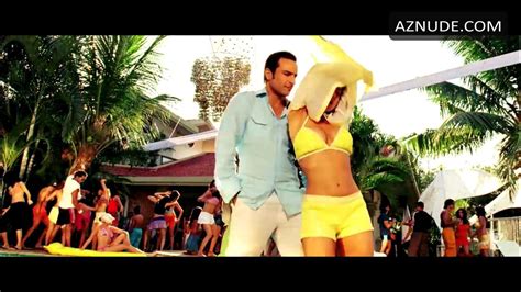 AMEESHA PATEL Nude AZNude