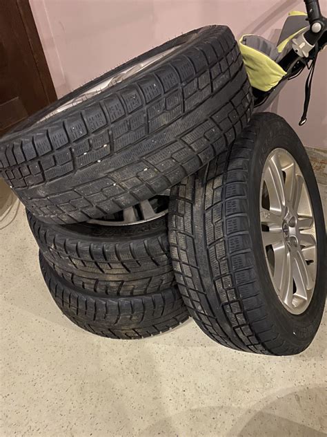 Амортизаторы капота — Volvo XC90 (1G), 2,4 л, 2011 года | своими руками ...