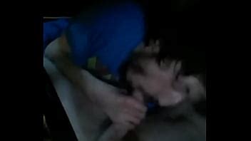 Amigo chupando polla gruesa después de un día largo y duro XVIDEOS